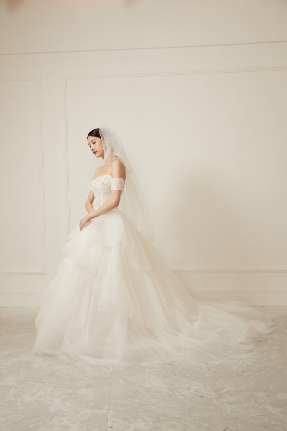 Romantic Off-Shoulder Layered Tulle Wedding Dress - Image 4