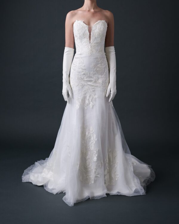 Strapless Lace Fit And Flare Wedding Dress With Sweetheart Plunging Neckline
