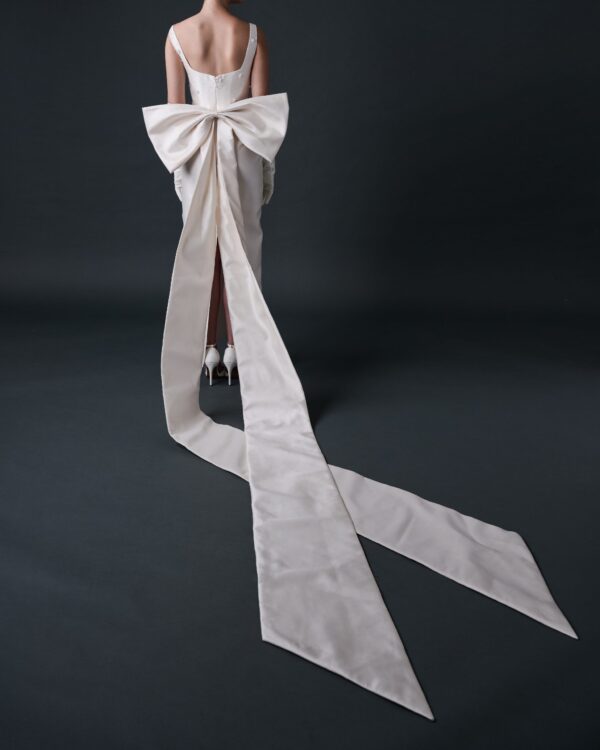 modern mikado column dress, mikado wedding dress, column dress, square neckline bridal gown, wedding dress with bow
