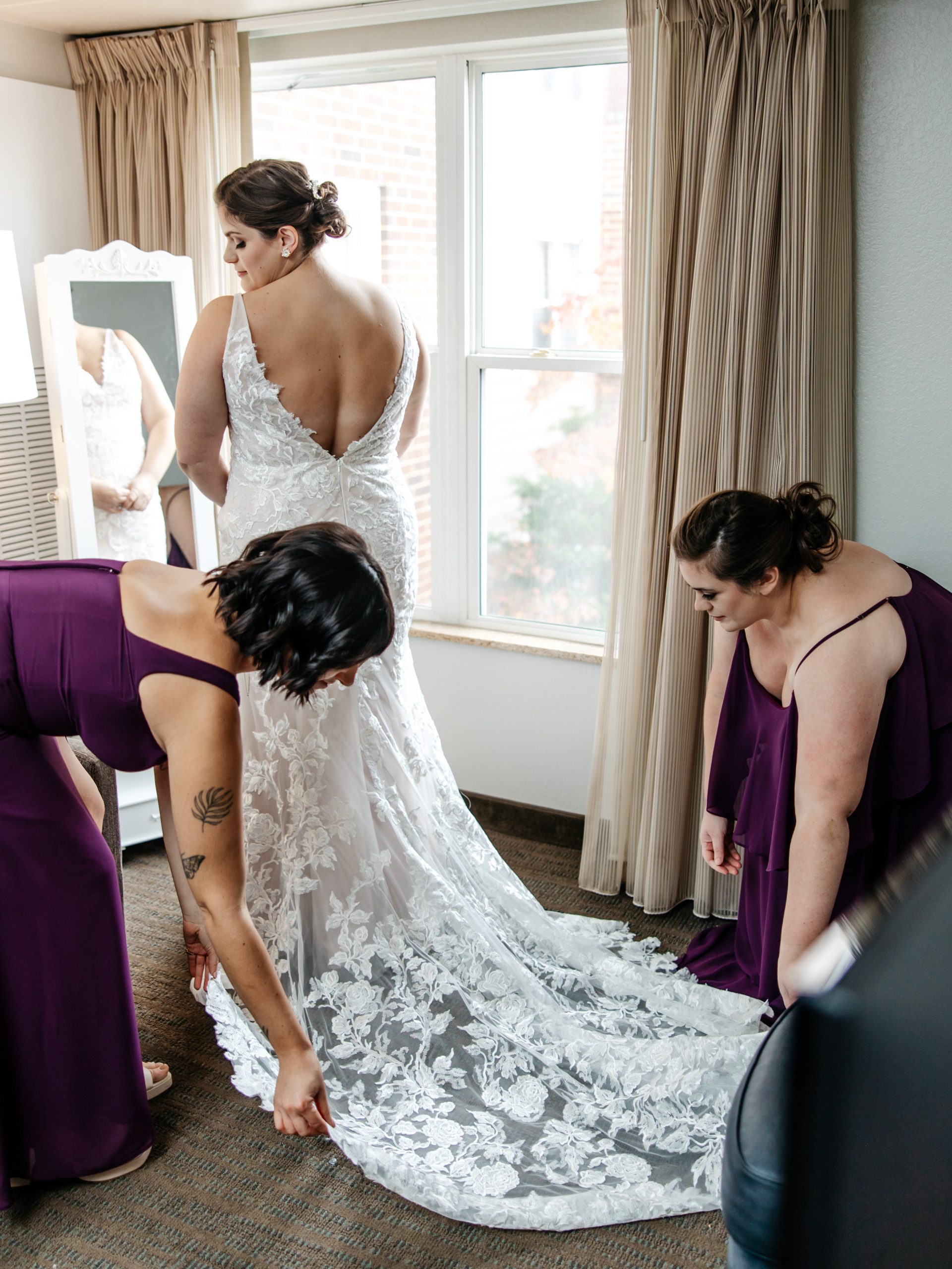 Lace V back wedding dress