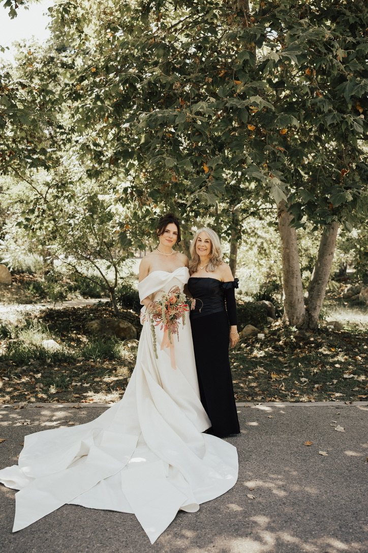Elegant wedding dress Guillermo Pharis wedding dress custom made wedding dress