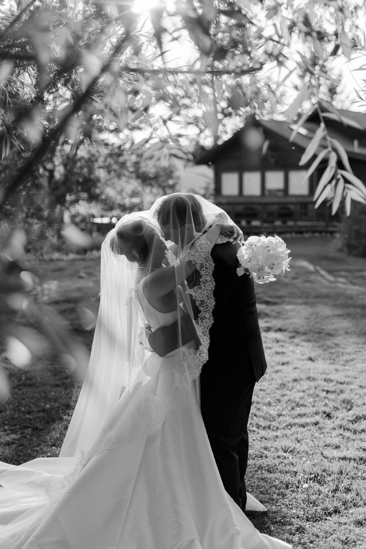 Elegant wedding dress Guillermo Pharis wedding dress custom made wedding dress