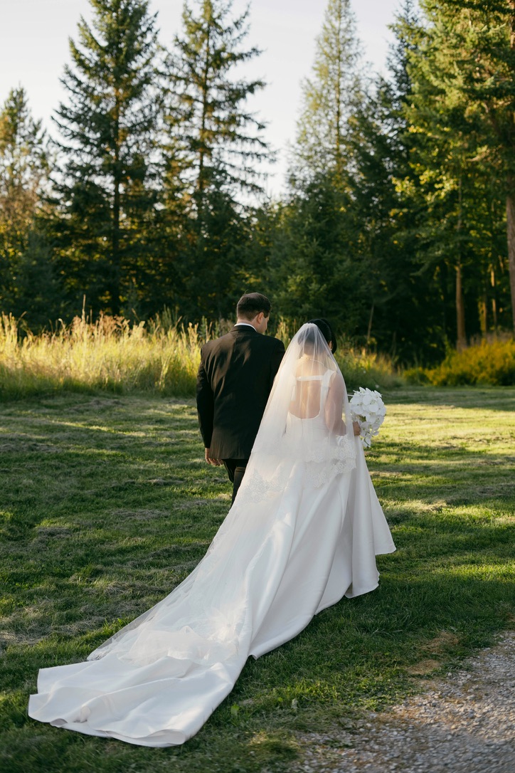 Elegant wedding dress Guillermo Pharis wedding dress custom made wedding dress